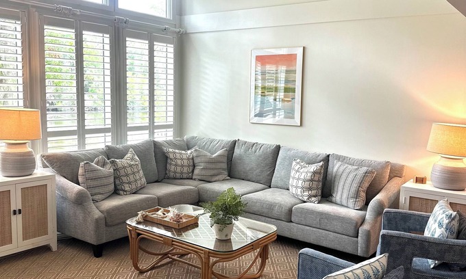 Ocean Ridge Casa | Family-Friendly Townhome with Resort Amenities Included - 1/2 Mile to Beach