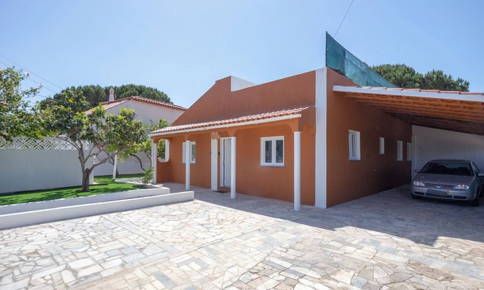 Penina Villa | Family-friendly villa with Private Pool & Rooftop Oasis