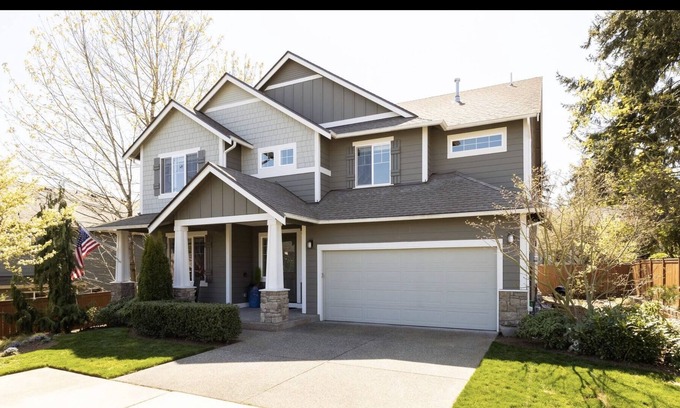 Kenmore Casa | Family Friendly w/ Outdoor Fireplace & Central AC