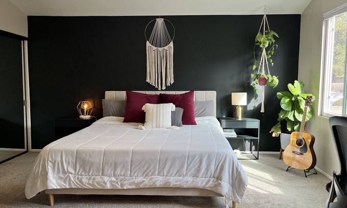 Thousand Oaks Casa | Family Friendly, Warm Retreat
