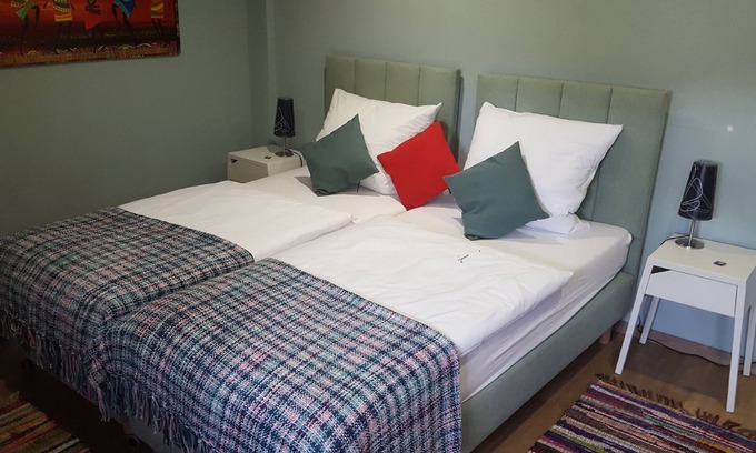 Obernburg Apartamento | Family & Friends apartment with box-spring double beds in Obernburg am Main