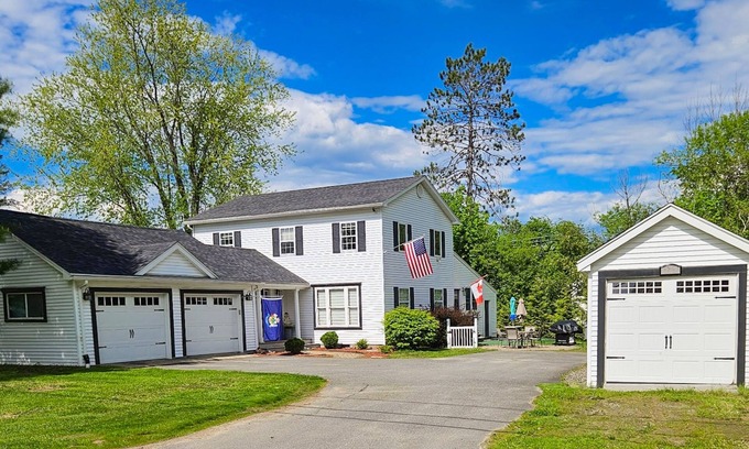 Pittsfield Casa | Family, Friends and Fun for all