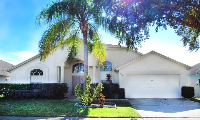 Lindfields Villa | Family Fun 4 bedroom Vacation home