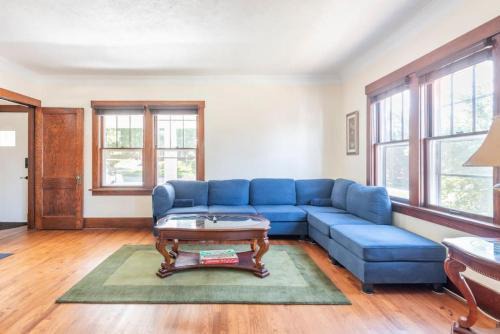 Benson Casa | Family Fun at Fontenelle 4Br 2Bth Omaha