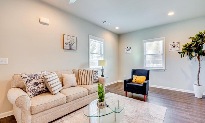Atlanta Casa | Family Fun Hub Walk to Park, 3 Mi to Dtwn Atlanta