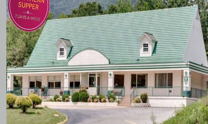 Candler Hotel | Family Fun in the Mountains, Hot Meals Included!!