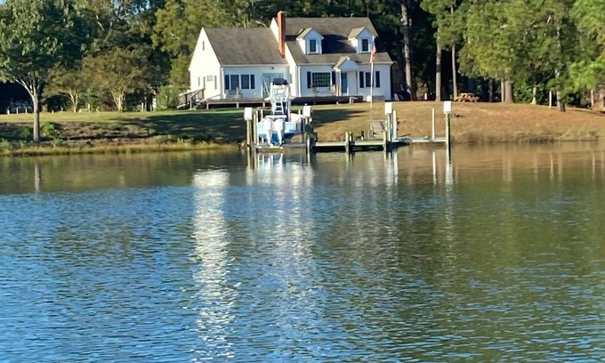 Deltaville Casa | Family fun on Jackson's Creek