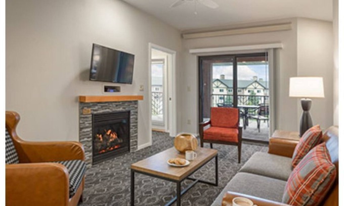 West Yellowstone Condominio | Family Fun With Winter Games and SnowShoeing