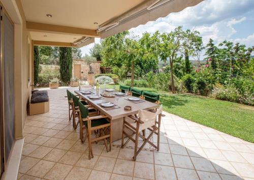 Marathon Casa | Family Getaway in Marathon by GHH