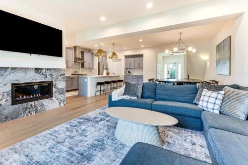 Erie Casa | Family Haven 1 Mi to Dtwn Erie Bring Your Pets!
