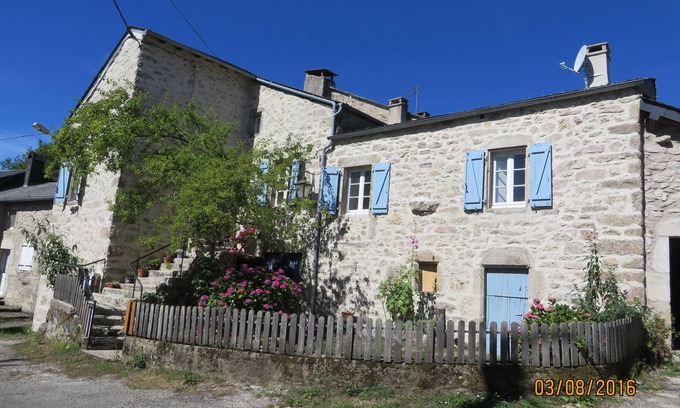 La Salvetat-sur-Agout Casa | casa familiar en alquiler