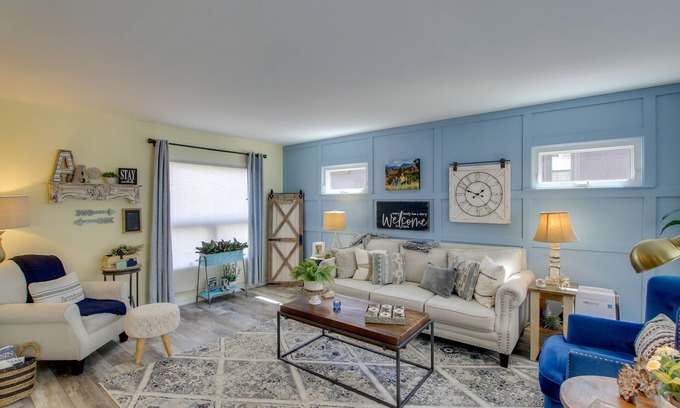 Sheboygan Casa | ¡NUEVO! Gema costera del medio oeste, ¡camine hasta el lago Michigan!