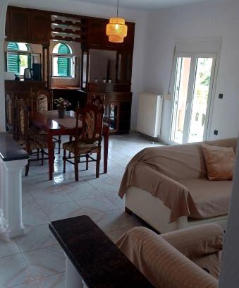 Alepou Apartamento | family home