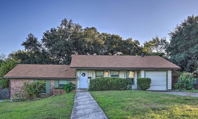 Shearer Hills - Ridgeview Casa | Family Home, Halfway Between Airport & Dtwn