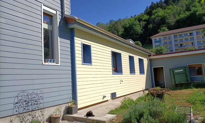 Saint-Claude Casa | Family home in a quiet area of Saint Claude