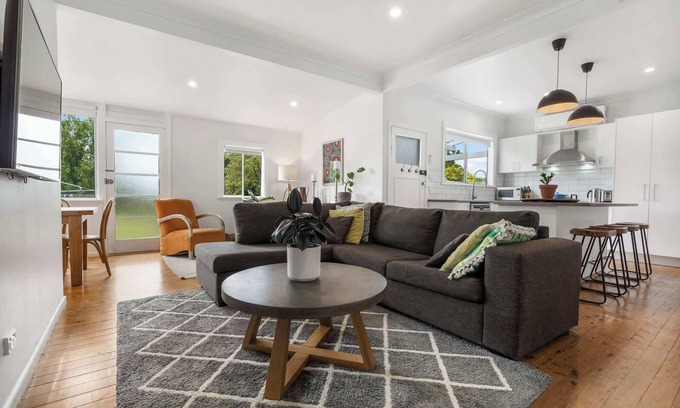 Orange East Casa | Family Home in East Orange - Cosy & Spacious