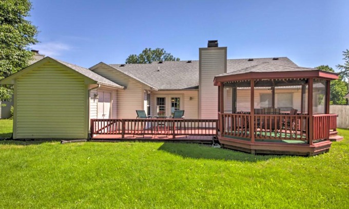 Wayne Casa | Family Home Near Indianapolis Speedway and Dtwn