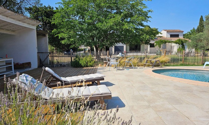 Graveson Casa | LAST MINUTE Family home near Alpilles