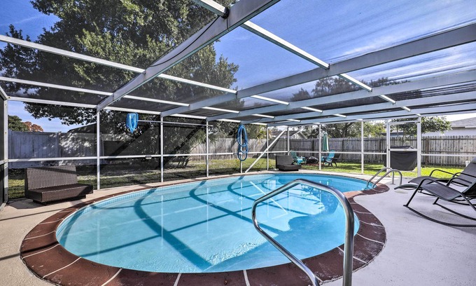 Regency Park Casa | Family Home w/ Lanai & Yard in Port Richey!