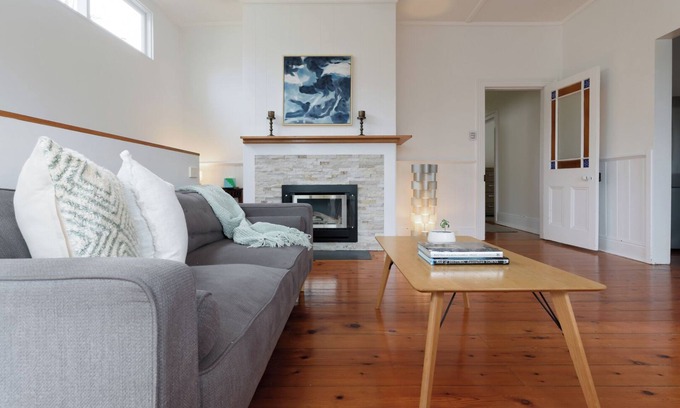 East Launceston Casa | Family Home with City Views in East Launceston