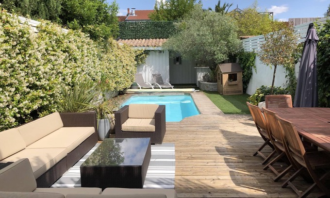 Cauderan Casa | Casa típica de Burdeos con piscina 9 para 5 personas
