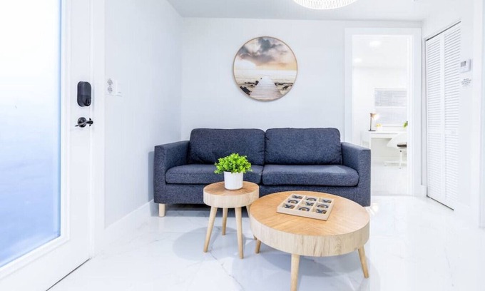 Gladeview Casa | Family House | 10 mins to Wynwood | Fire pit