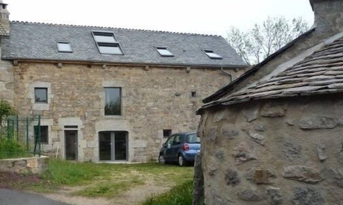 Blavignac Casa | Casa de familia, granja Lozèrien renovada, actividades tranquilas y al aire libre