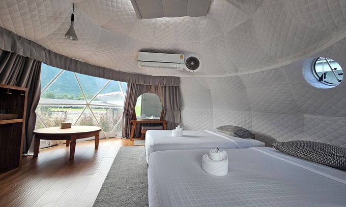 Vang Vieng Hotel | Family Land Camping Resort