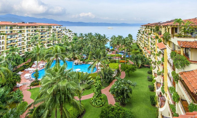 Marina Vallarta Complejo | Family Luxury Suites by Velas Vallarta - All Inclusive