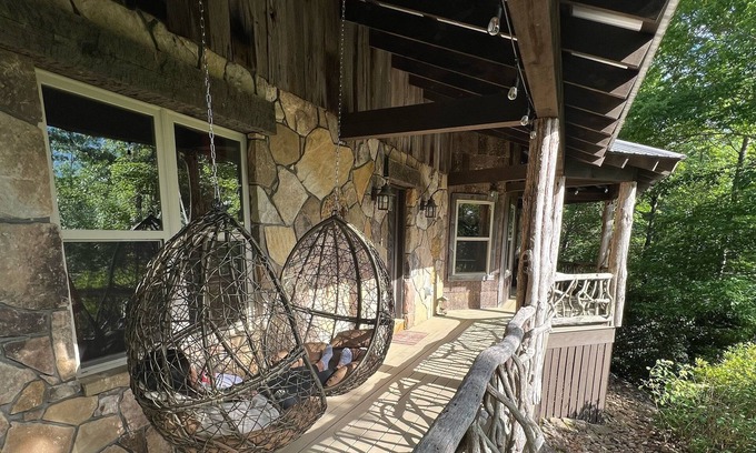 Rosman Casa | Family Mountain Getaway nestled in the Pisgah Forest