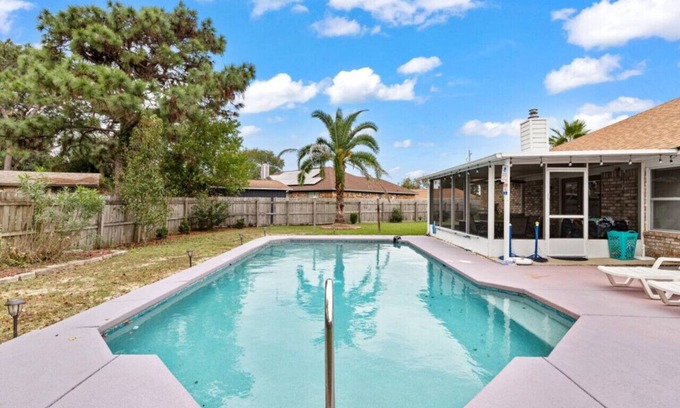 Navarre Casa | Family Oasis Stunning Private Pool Home