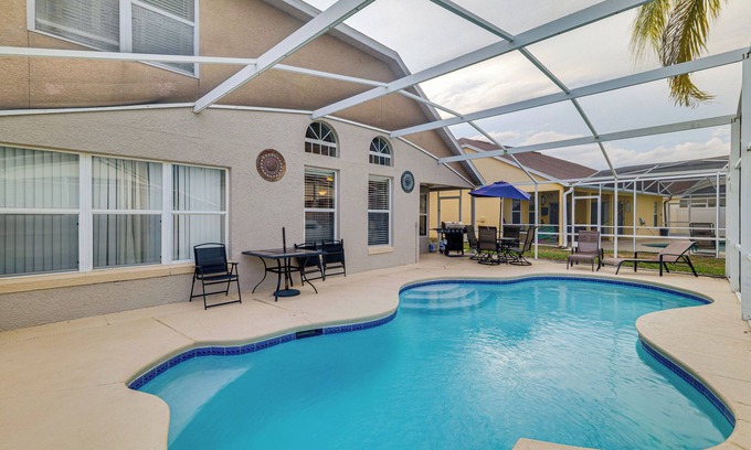 Lake Davenport Estates Casa | Family Oasis w/Game Room & Pool in Davenport!