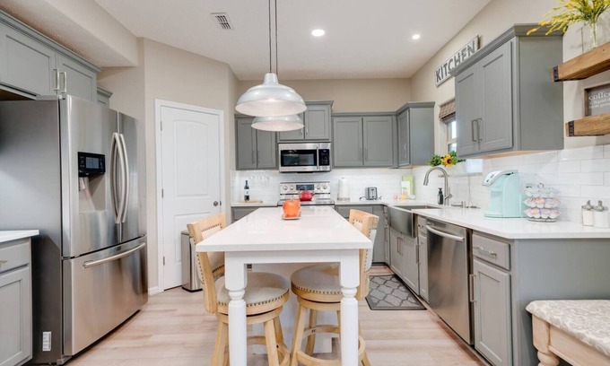Murfreesboro Casa | Family Oasis w/ Hot Tub ideal for longer STAYS!
