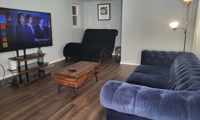 Midwest City Casa | Family & Pet Friendly Getaway Close to Tinker AFB
