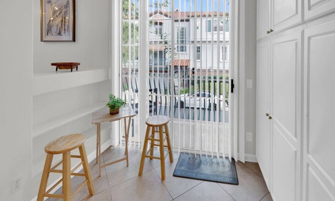 Tustin Condominio | Family & Pet Friendly 2 Suites Pool Workspace Golf