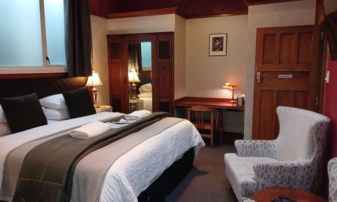 Reefton Casa | Family pet friendly bnb in Reefton West Coast.