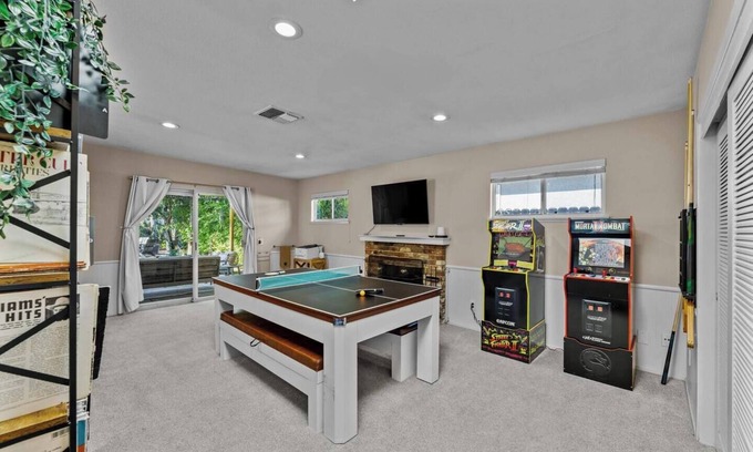 West Sacramento Casa | Hot Tub, Game Room, Child & Pet Friendly!