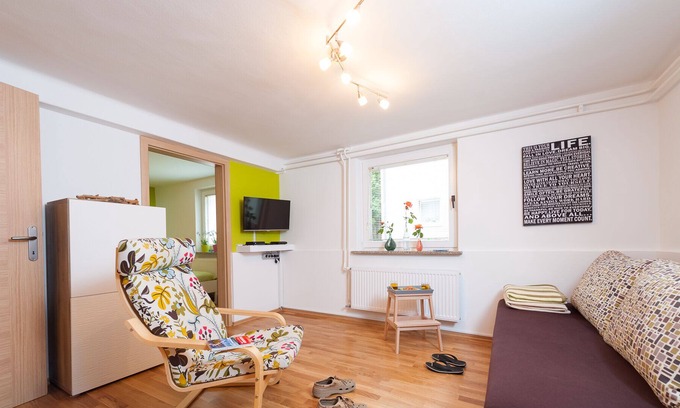 Siska District Apartamento | Lugar familiar, ubicación verde, estacionamiento, wifi