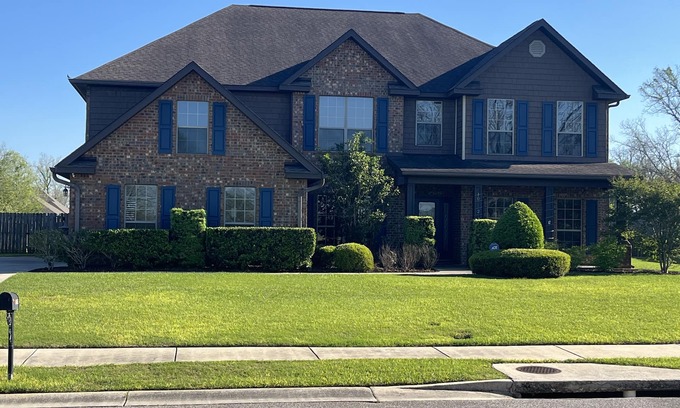 Daphne Casa | Family Privacy near Gulf Shores, Orange Beach, Fairhope. Private pool. Sleeps 20