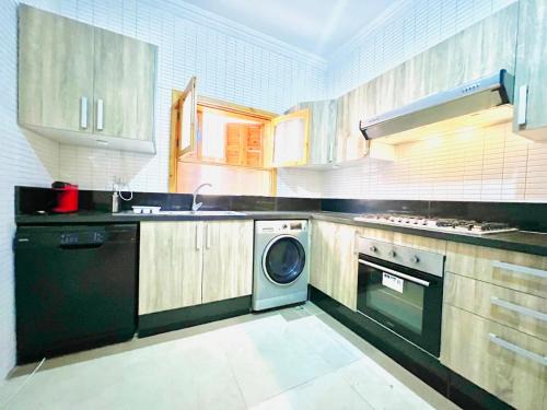 Oulad Khallouf Apartamento | Family quite apart full furnished
