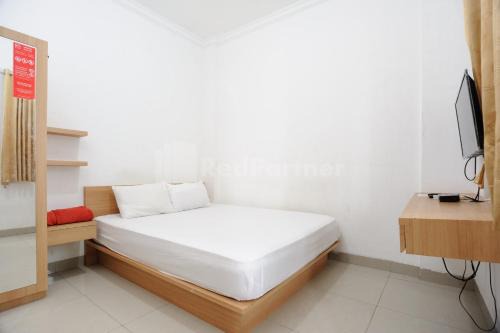 Setiabudi Hotel | Family Residence Mitra RedDoorz