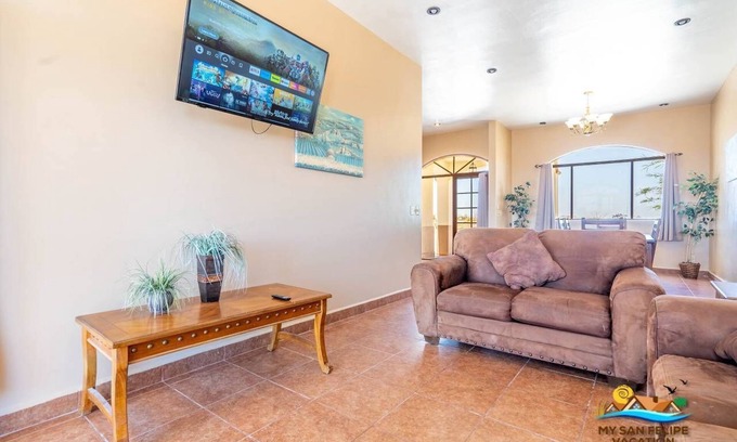Rancho El Dorado Casa | Family resort home, pools, tennis, clean shady beach and family golfing