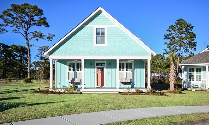 Shallotte Casa | ★Family Retreat★ | Close to Beach | ♕Royal Beds