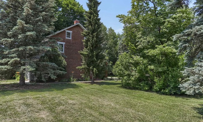 Lebanon - Pine Grove Otro | Family retreat near Hershey, Harrisburg, and Lancaster