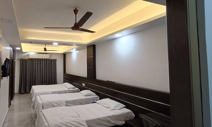 Kalamassery Casa | Family Studio in Kochi