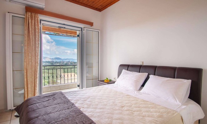 Lithakia Apartamento | Family style apartment 3