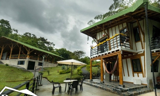Filandia Cabaña | Family suite for 4 with private kitchen, bathroom and living area