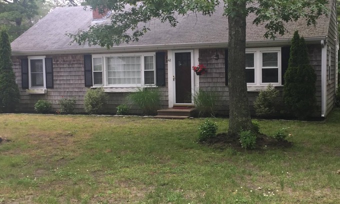 West Hyannisport Casa | Family Vacation Home a poca distancia de la playa de Craigville con pase de playa GRATIS.