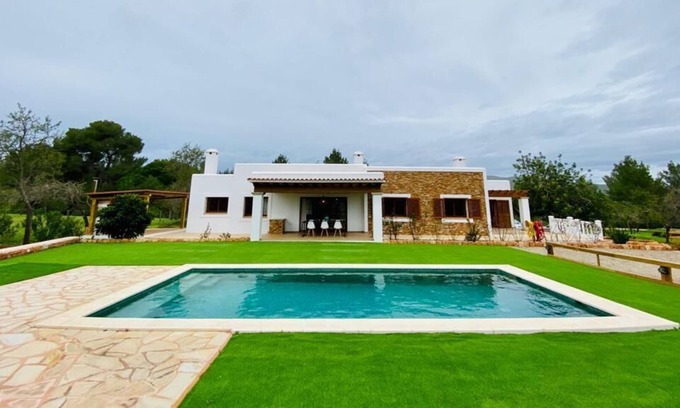 San Juan Bautista Villa | Cozy villa in a quiet area, ideal for families!