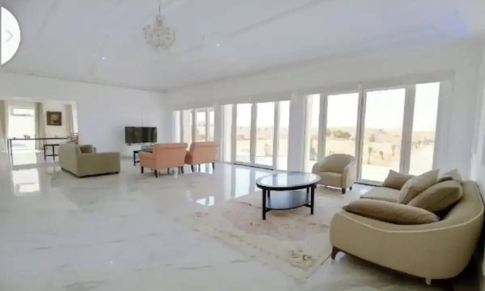 Umm al-Quwain Casa | family villa farms